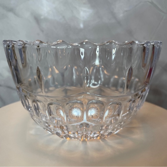VINTAGE Fifth Avenue Crystal Bowl 6" FAIRMONT Thumbprint Scalloped Japan - Picture 1 of 10
